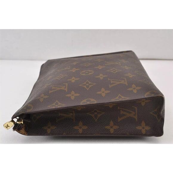 Louis Vuitton Monogram Toiletry Pouch 26 w/FREE insert and FREE dustbag - Picture 4 of 8